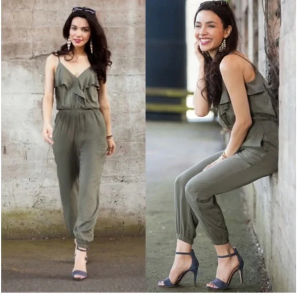 American Eagle Outfitters Army Green Jumpsuit MEDIUM - Picture 7 of 9